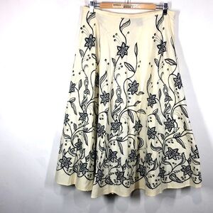 Le Mieux Studio cream floral and sequined skirt size large